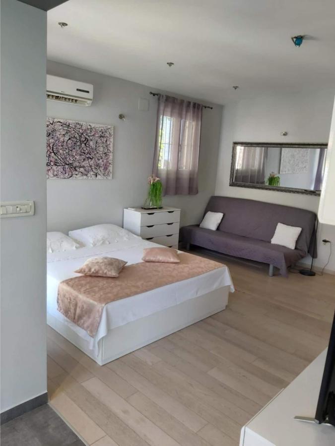 Apartment Ventula *